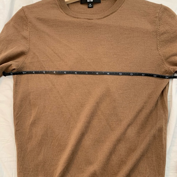 Uniqlo Brown Merino Wool Crew Neck Sweater - Picture 7 of 8